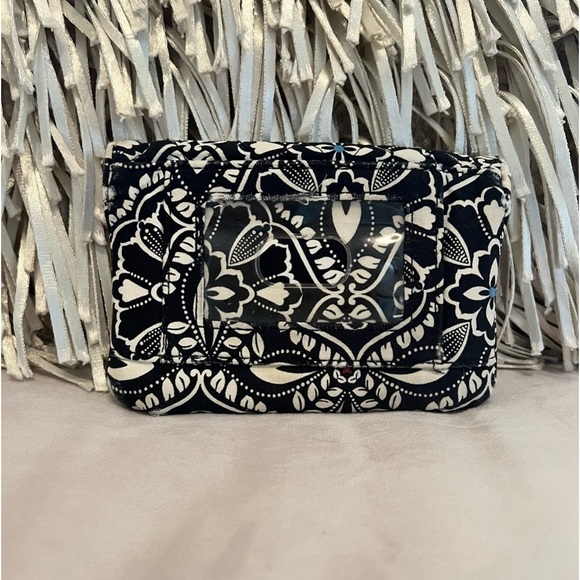 VERA BRADLEY Barcelona One For The Money Wallet Black White Red Quilted Vintage - Picture 3 of 8